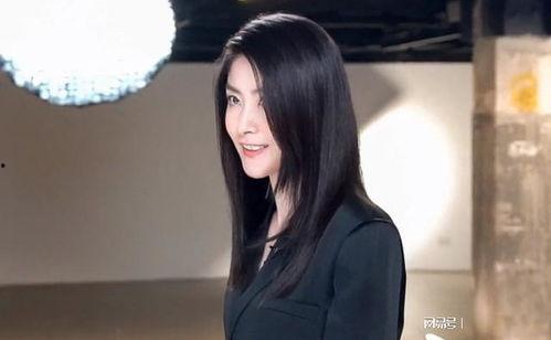 陈慧琳的背景资料,香港乐坛天后，多栖艺人的人生传奇